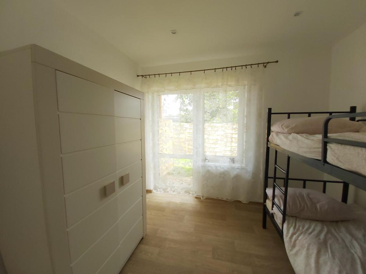 אוסטרוני מורסקי Willa Wieniotowo Apartamenty Przy Lesie I Plazy Ap Am Wald Und Strand מראה חיצוני תמונה