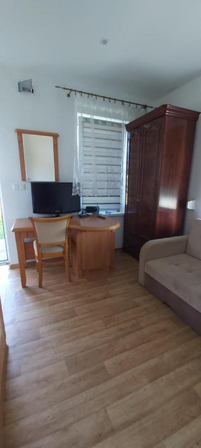 אוסטרוני מורסקי Willa Wieniotowo Apartamenty Przy Lesie I Plazy Ap Am Wald Und Strand מראה חיצוני תמונה